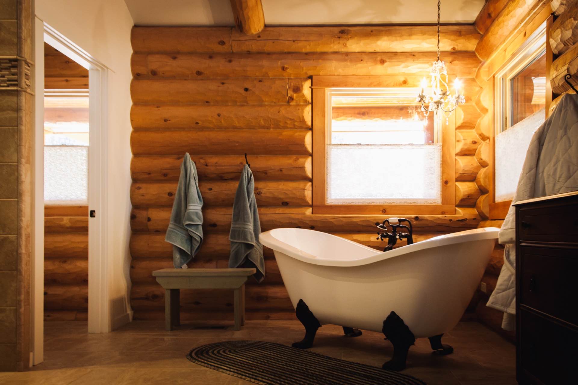 Sierra custom log home photo