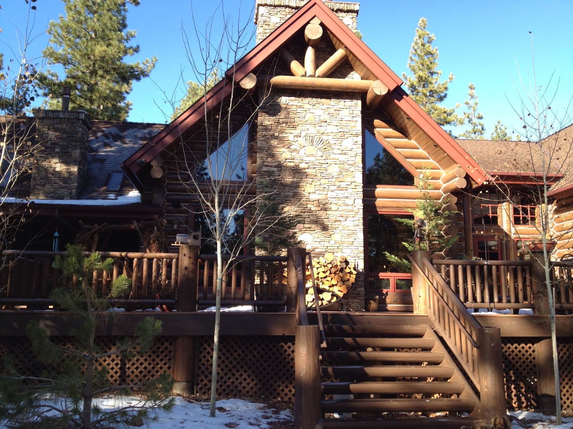 Sierra custom log home photo
