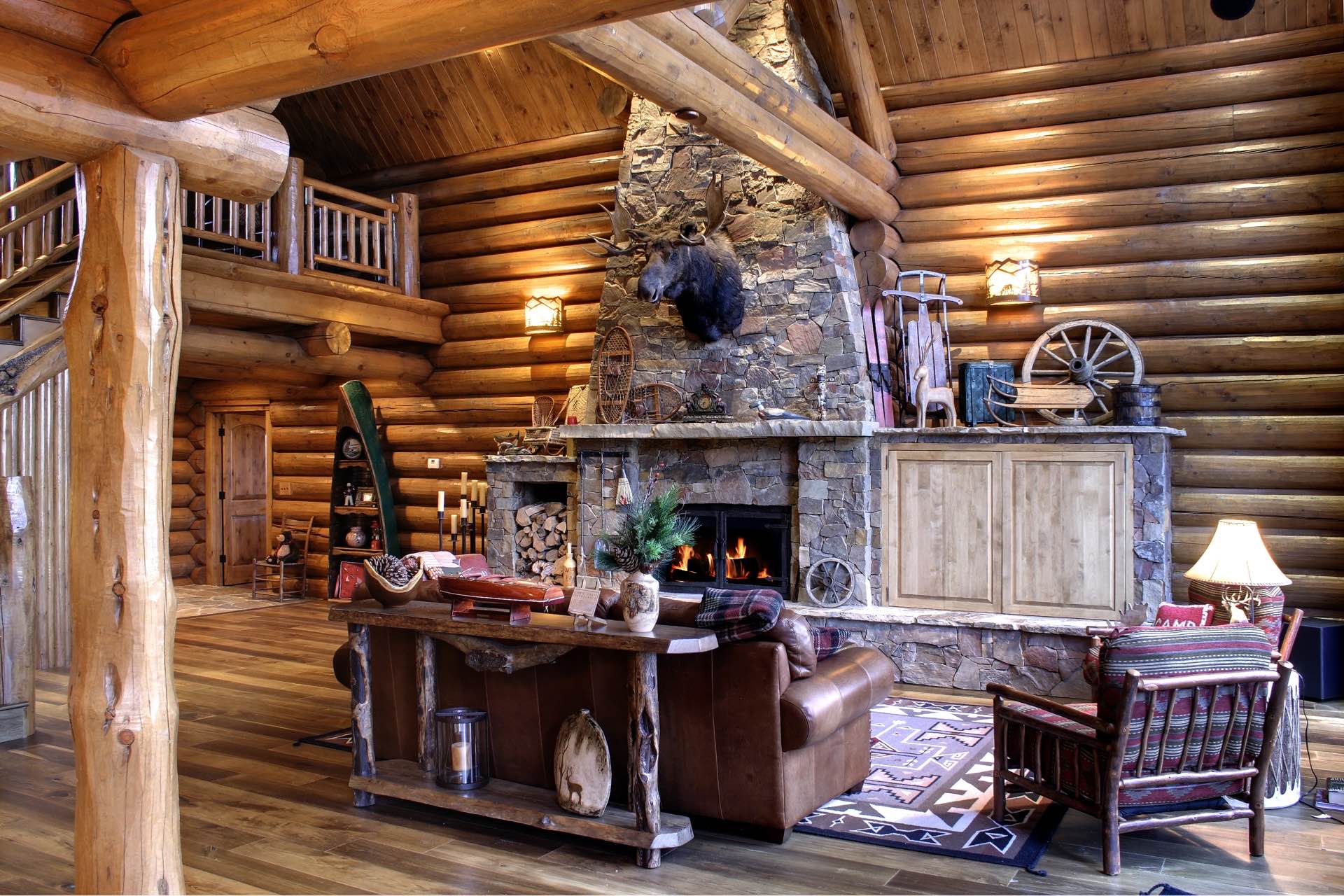 Sierra custom log home photo